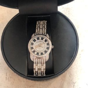 Croton crystal watch ladies in silver beautiful